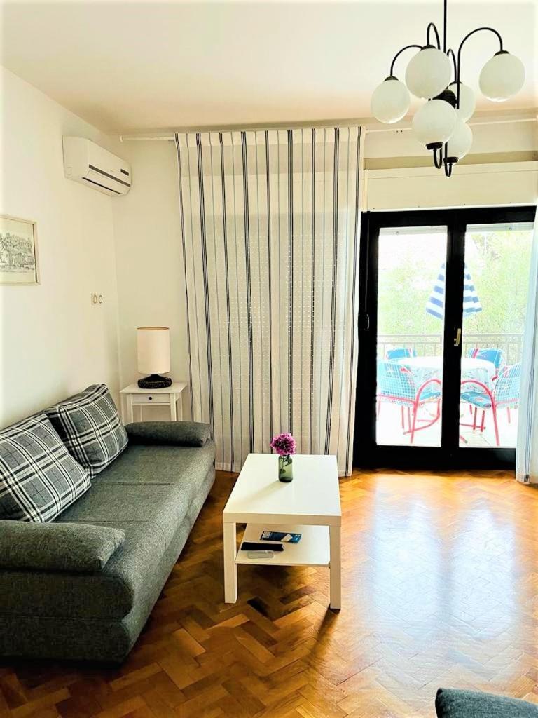 Apartments Ivan Vodice Exterior photo