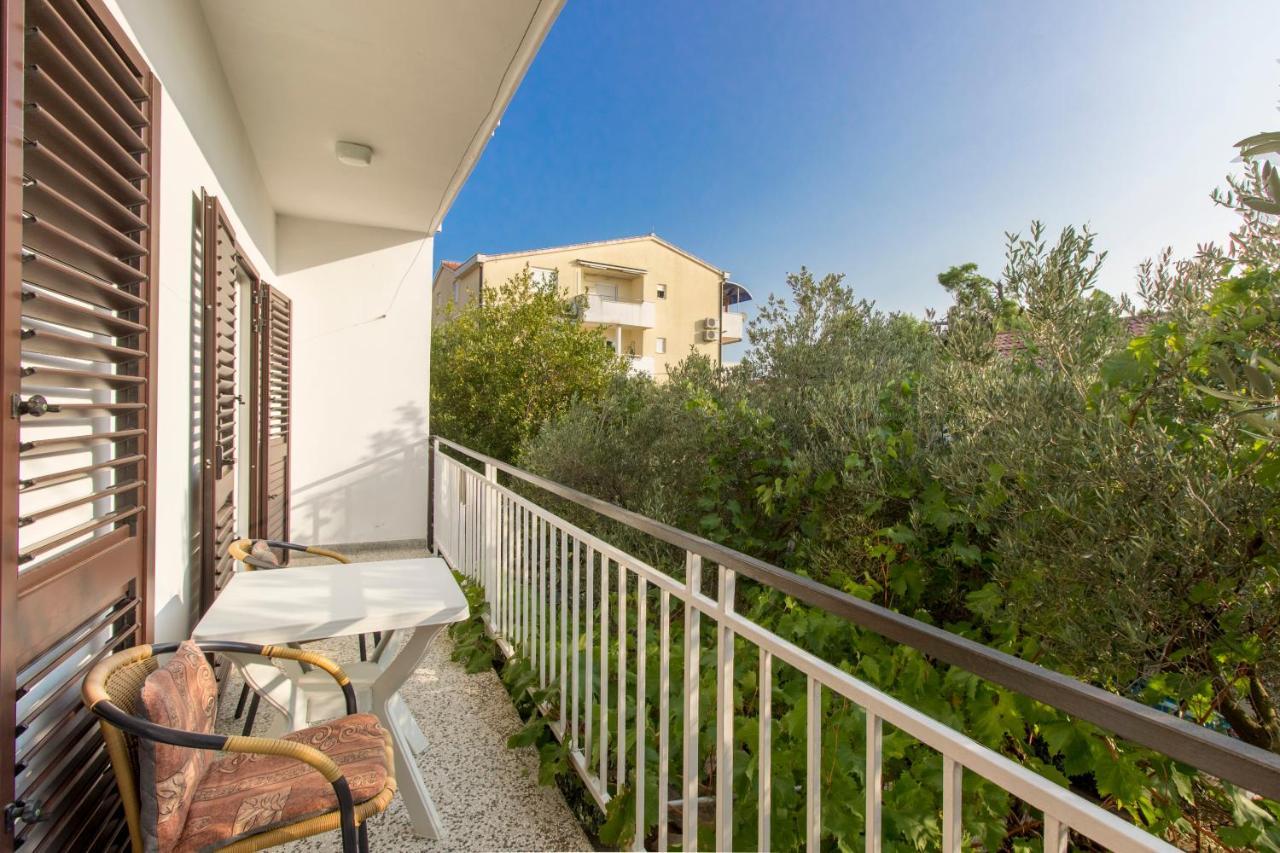Apartments Ivan Vodice Exterior photo