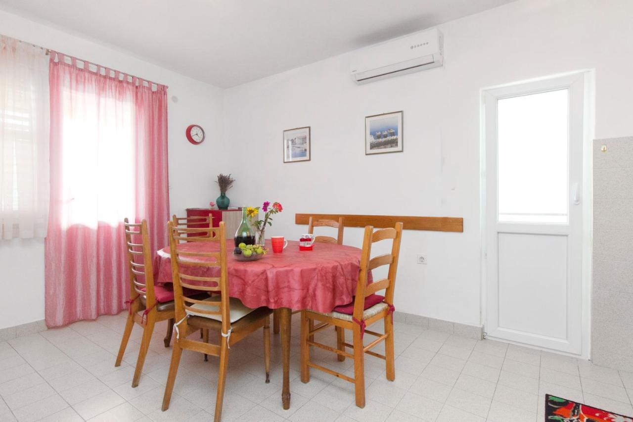 Apartments Ivan Vodice Exterior photo