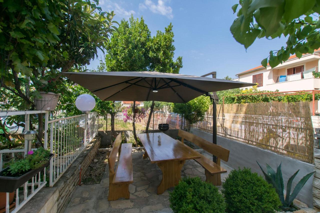 Apartments Ivan Vodice Exterior photo