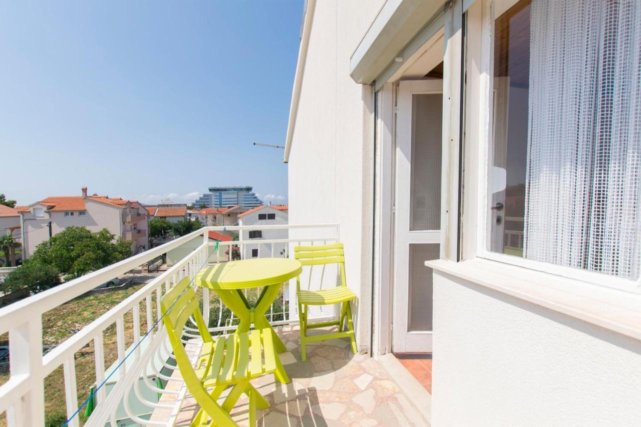 Apartments Ivan Vodice Exterior photo