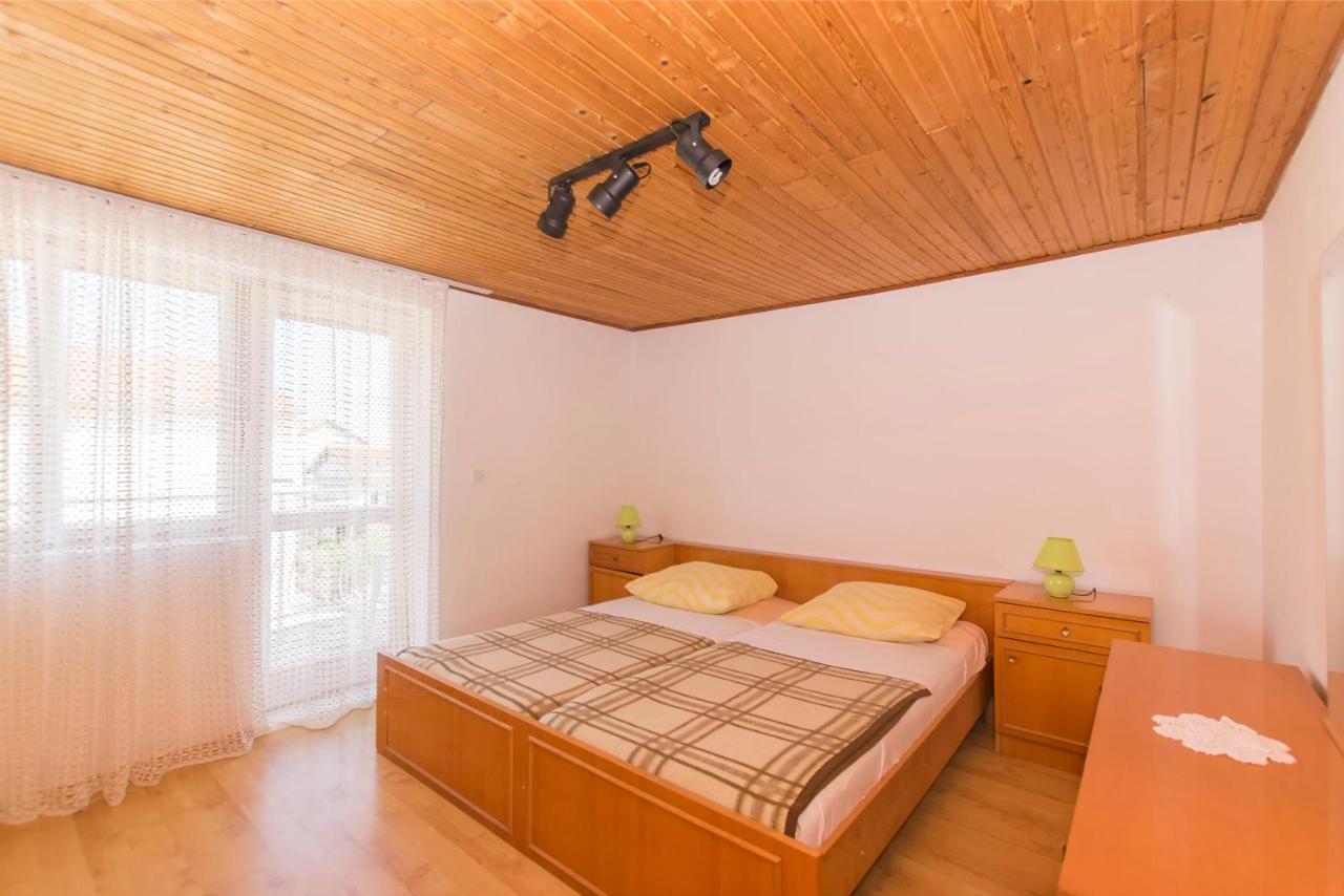 Apartments Ivan Vodice Exterior photo